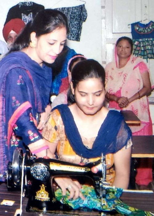 Nishkam_Stitching-Training-_2-pbn4ta826k5cm8tjtpxjxw4r1mlj8c9nie011grpzs